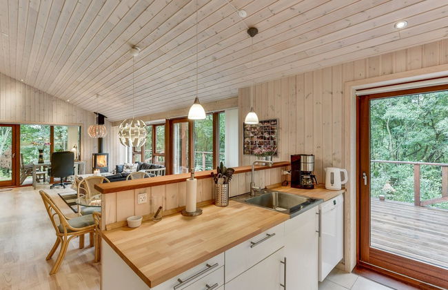 "Nelie" - 40km from the sea - Foto 9