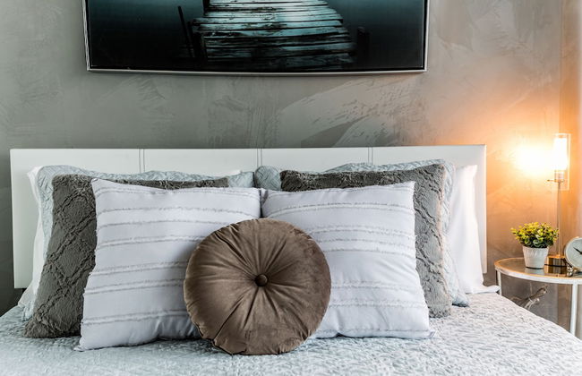 QuickStay - Luxury on Bay St. (Yonge & College) - Foto 27