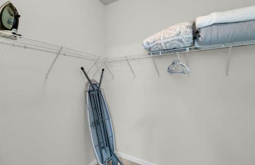 Quiet 3 Bedroom Escape in Ladson with 2 Car Garage - Foto 12