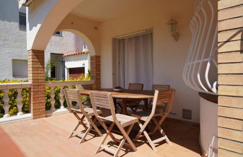 Comfortable house with a pool very close to the beach, Amfora Cugat Sant Pere Pescador - Foto 48