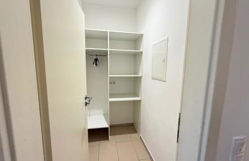 City Apartment Bonn Nord mit Stellplatz - Neu - Foto 4