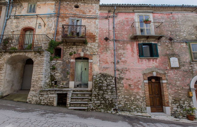 House With Pool, Garden and Wifi in Medieval Village, With Panoramic Views - Foto 15