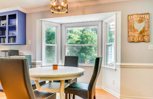 15 Mi to Raleigh Dog-Friendly Home with Fire Pit! - Foto 7