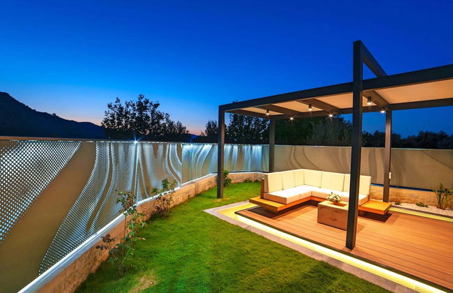 2 New Villas Next Each Other, Pool, Rent Separately or Together at Kournas Lake - Foto 40