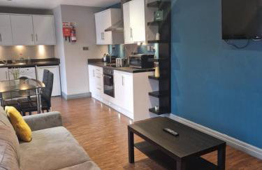 Lewis Apartment 3 Well located Northern Quarter sleeps Upto 8 - Photo 1