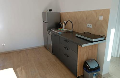 Domek Jelonek nad jeziorem i rzeką - Foto 5