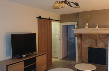 chez Émile côté face maison entière, 3 chambres, 2 salles de bains,jardin et terrasse - Foto 9