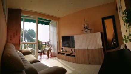 White Stones Beach In Sant Pol de Mar - Foto 2