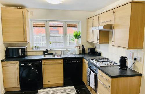 Plantsbrook Place - Luxury 4 bed House + Parking - Foto 17
