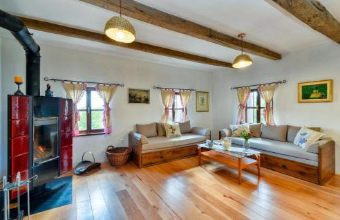 Awesome Home In Breznicki Hum - Foto 2