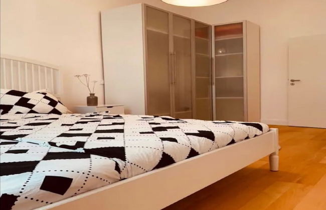 Inviting Holiday Home With Balcony or Terrace - Foto 2