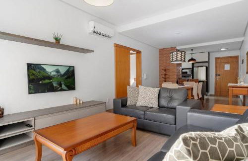 Casa de Pedra 2 Suítes c/ Piscina by Achei Gramado - Photo 11