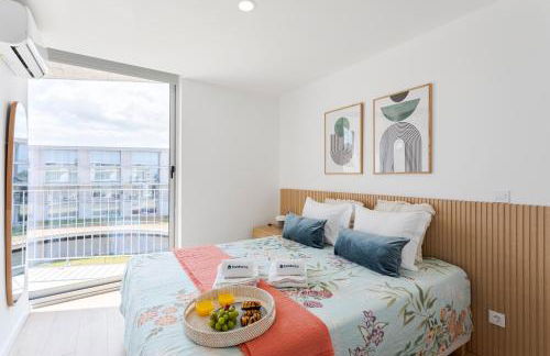 HostWise - Bright Flat with Balcony and Garage - Foto 1