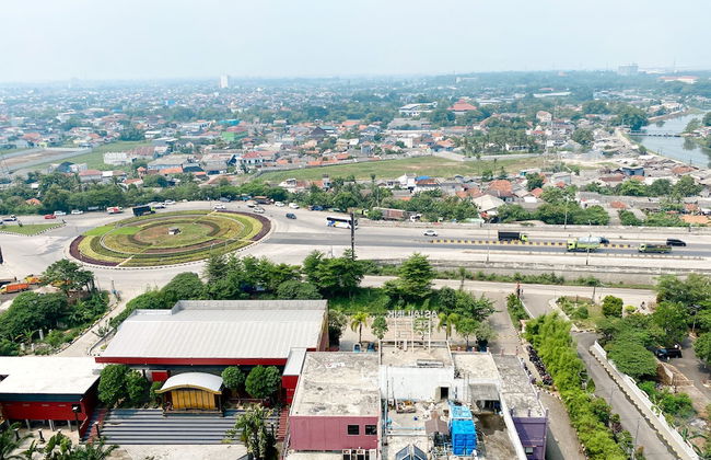 Cozy Stay Studio Tamansari Mahogany Karawang Apartment - Photo 17