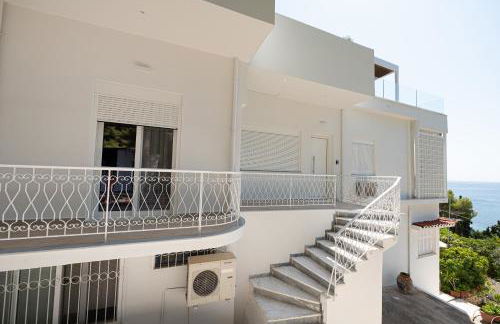 SEMIRAMIS Luxury Apartments - Photo 79