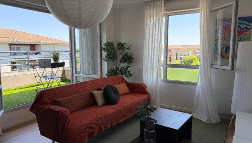 Grand appart lumineux - 6 pers, wifi, parking, check-in facile, proche commodités & métro 5min - Foto 5