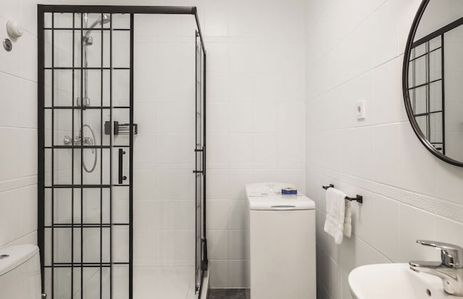 Bearsleys Downtown Apartments - Photo 60