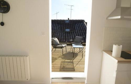 T2 de 55m2 avec toit terrasse, hyper centre, wifi, draps, savons et serviettes fournis - Foto 11