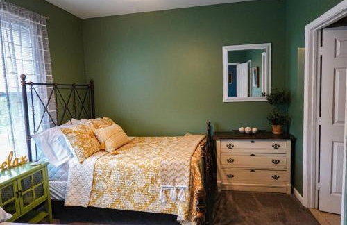 Boho Rehoboth condo-2bd/3.7mi beach/.5mi outlets - Foto 15