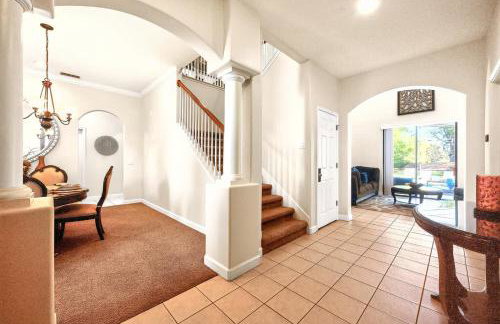 Luxurious 5BR Villa Your Disney Getaway - Foto 14