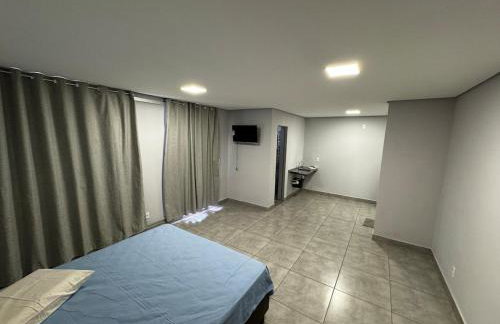 Kitnet independente em ótima localização - Foto 11