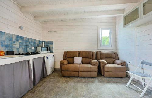 Azure Oasis with parking near the airport & beach - Foto 8