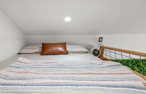 Romantic Tiny Luxury Retreat w heated pool, sauna n outdoor shower in Wimberley 10 acres - Foto 33