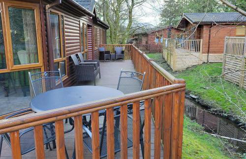 Cheerful 3 bedroom Lodge At White cross Bay Windermere - Photo 5