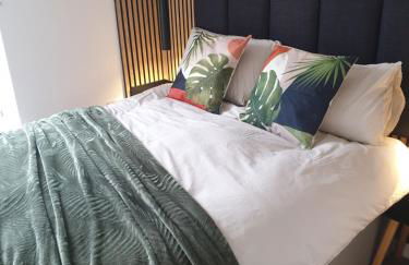 Entire Spacious 3-Bed Family Home, City Centre, Free Parking, Garden - Foto 21