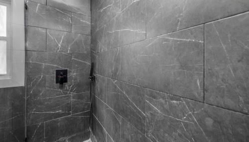 Modern & Spacious 3BR Retreat on Prime Location - Foto 4