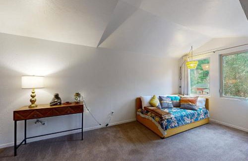 The Magnolia Meadow Retreat - Photo 14