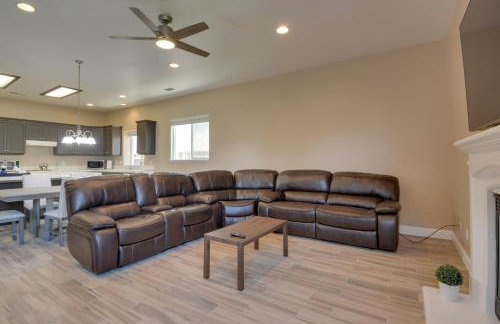 Remodeled Livingston Home with Private Backyard! - Foto 3