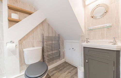 Romantic getaway, little two bed, two bath barn conversion with amazing views and parking - Foto 19