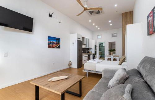 Sur Suites 2 Estudios Industriales - Photo 26