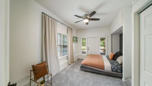 Next to Expo, 5 beds, Hot-tub, corn hole, pets! - Foto 4