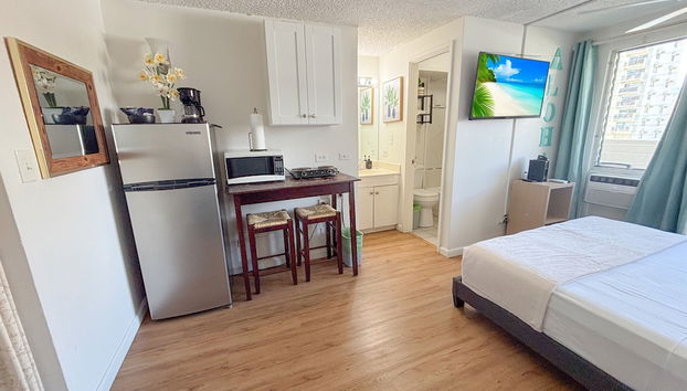 Mellow Kuhio Village Studio Condo by RedAwning - Foto 3, Habitación