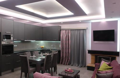 ΠΟΛΥΤΕΛΕΣ ΔΙΑΜΕΡΙΣΜΑ ΣΤΗΝ ΑΥΛΙΔΑ ΕΥΒΟΙΑ - Photo 1