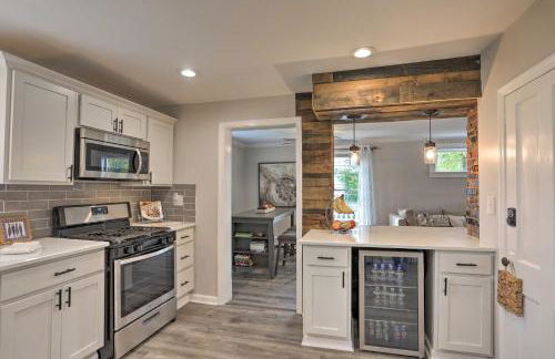 Pet-Friendly Home - half Mi to Downtown Willoughby! - Foto 12