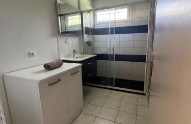 La Chaume Centre village Magny-Cours 2 chambres 5 personnes ou 3 chambres 8 personnes - Foto 4