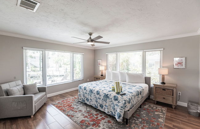 Siesta Key Island Rentals - Photo 24