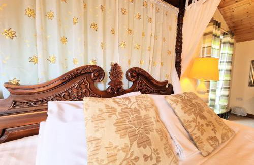 Lomond 3 with Private Hot Tub - Fife - Loch Leven - Lomond Hills -Pet Friendly - Photo 2