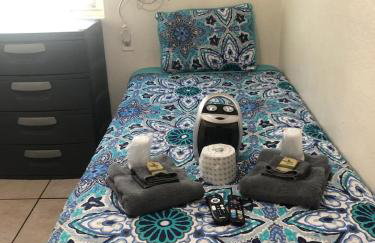 Crown Inn & Suites - Foto 2