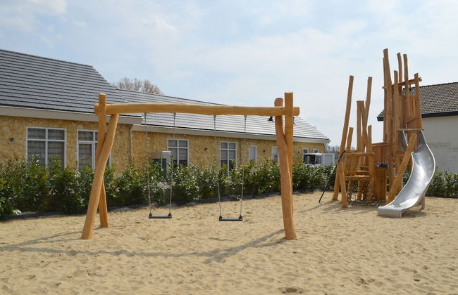 Holiday Home in Limburg With Outdoor Fireplace - Photo 20