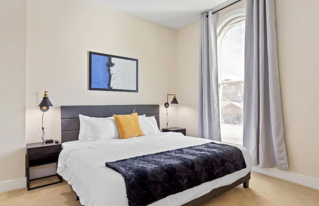 King Bed Walk Score 91 Near King ST Close to DCA - Foto 2