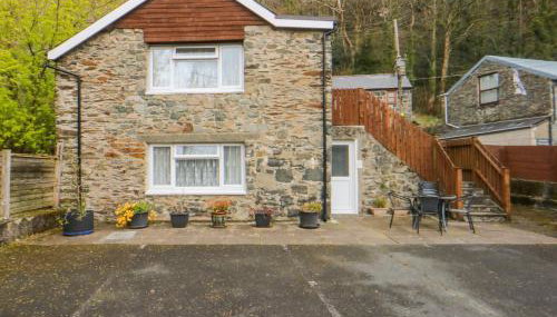 First Floor Apartment - Foto 2