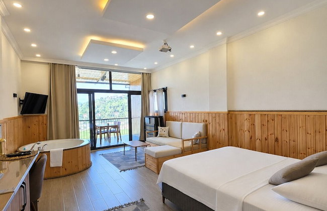 Aurora Suit Bungalov - Photo 13