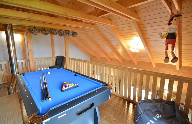 Affluent Chalet in Septon with Whirlpool, Sauna, Hot Tub - Photo 25