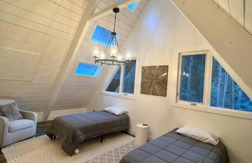 Lake Arrowhead Lux Black Cabin - Foto 24