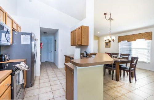 4bd Villa with Solar Heated Pool Near Disney No resort Fee home - Foto 21