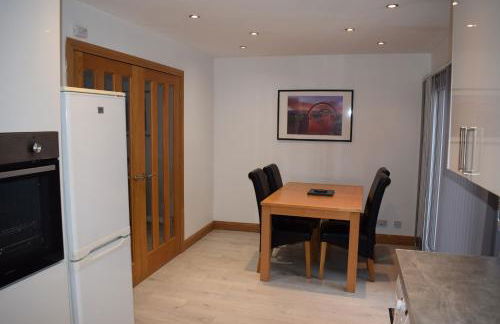 3 Bedroom-Kelpies Serviced Apartments Bruce - Foto 3